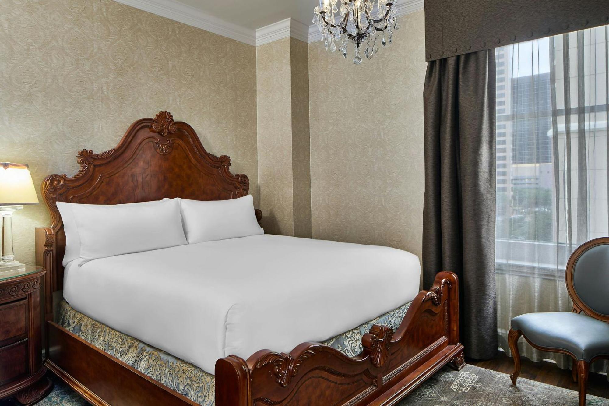 Le Pavillon, New Orleans, A Tribute Portfolio Hotel Exterior photo