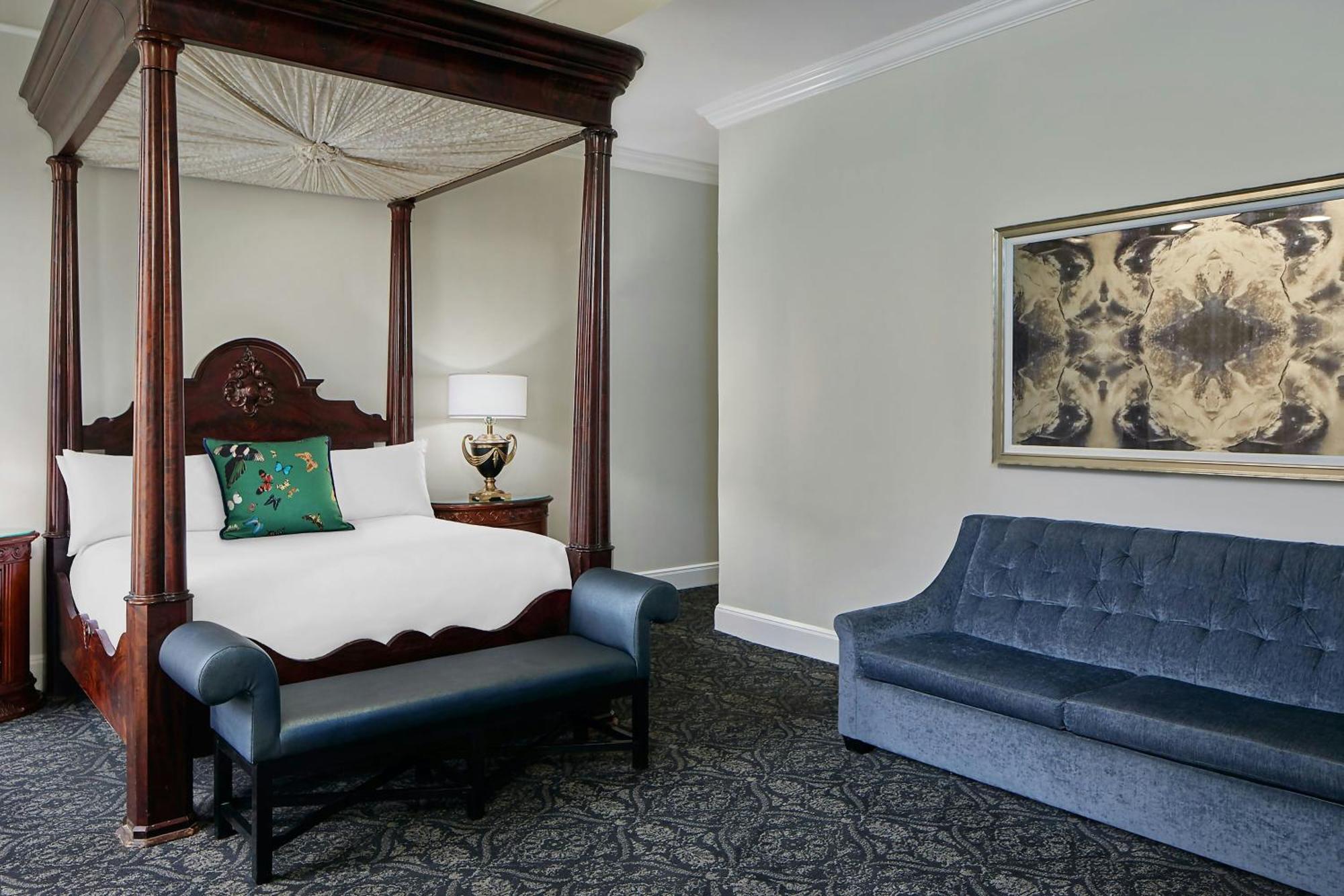 Le Pavillon, New Orleans, A Tribute Portfolio Hotel Exterior photo
